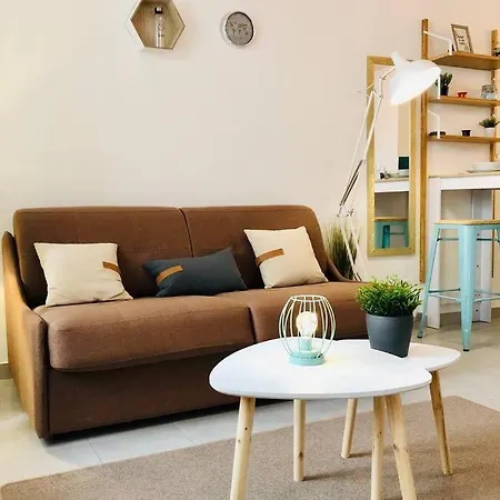 Appartement Studio Sérénité-La Roquette-Rue très calme à Arles Extérieur photo