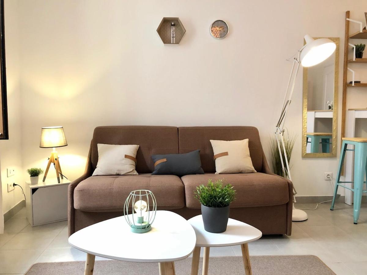 Studio Serenite-la Roquette-rue Tres Calme Apartment *