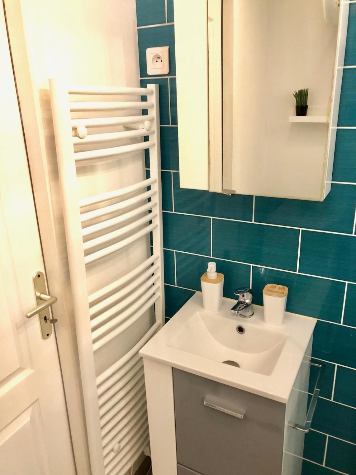 Apartment Studio Serenite-la Roquette-rue Tres Calme Arles